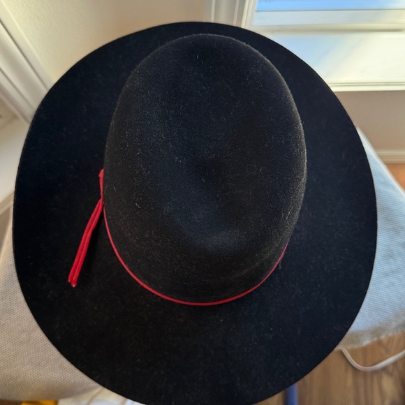 Black Felt Hat w/Red Band & Accents. American Hat Co Cowboy/Western. Size 6 5/8.